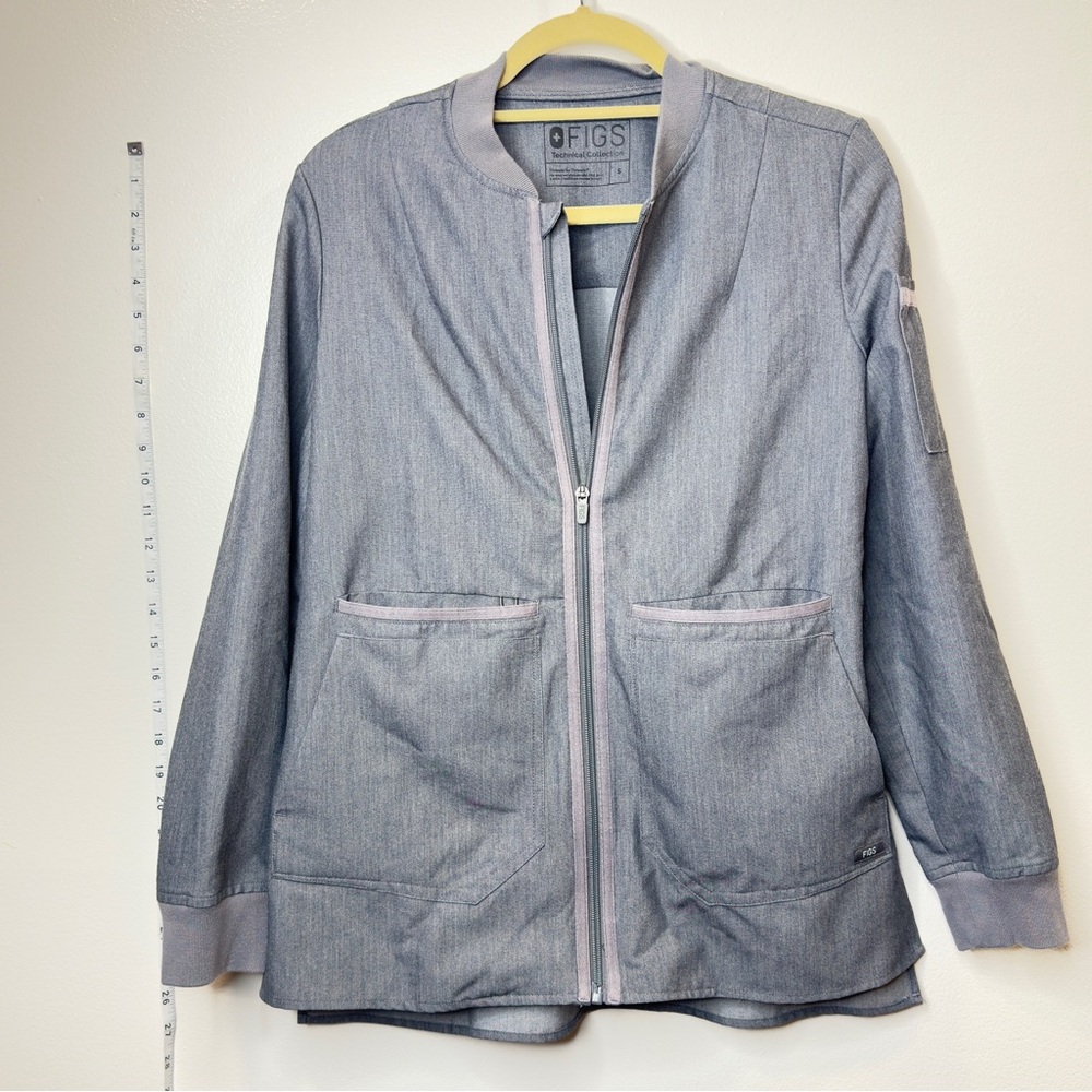 FIGS Bellery Scrub scrubs jacket grey small